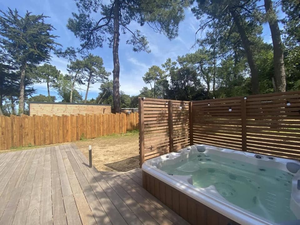 La Maison des Pins House in Rivedoux-Plage