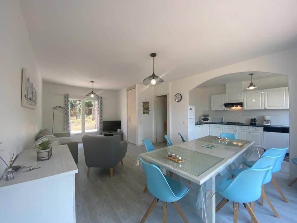 La Maison des Pins House in Rivedoux-Plage