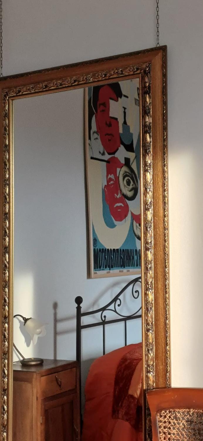 Property building, Restaurant/places to eat, Decorative detail