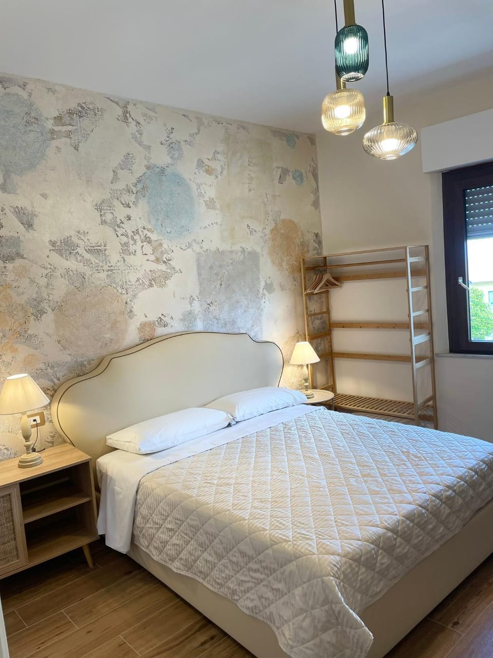 Bed, Photo of the whole room