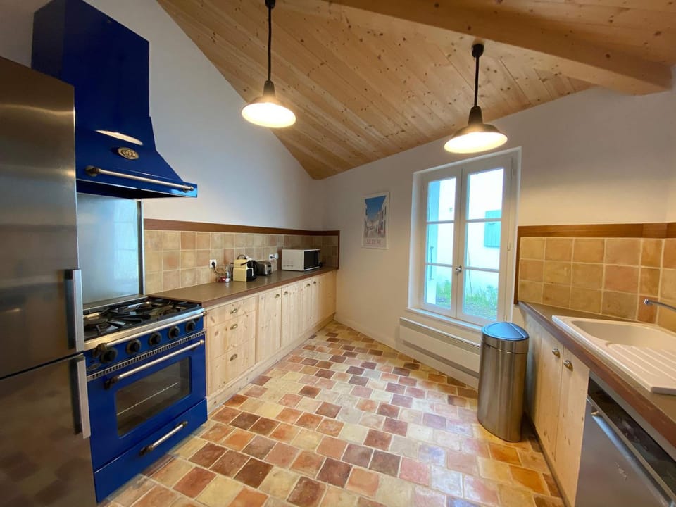Villa des Peupliers House in La Flotte