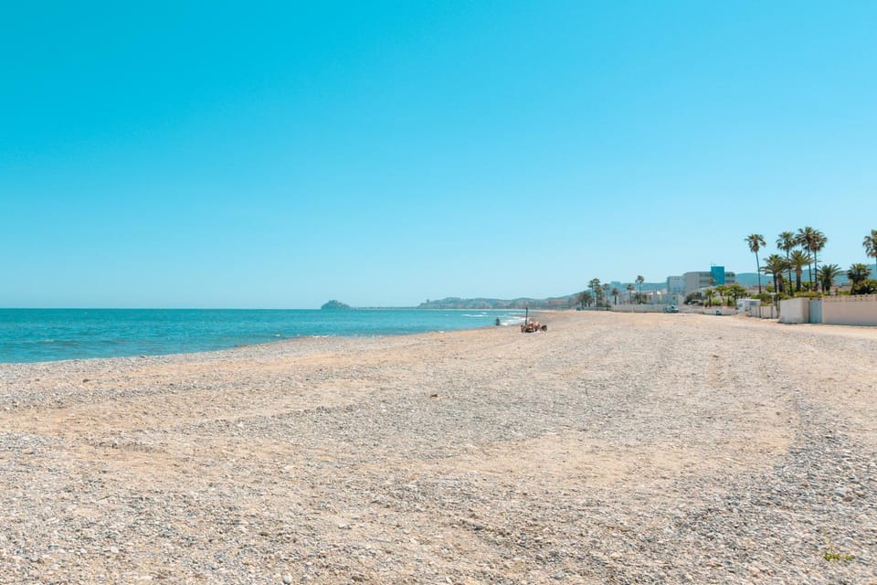 Nearby landmark, Beach