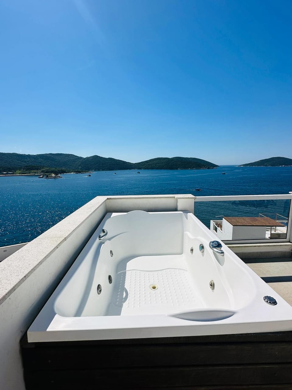 Hot Tub, Sea view