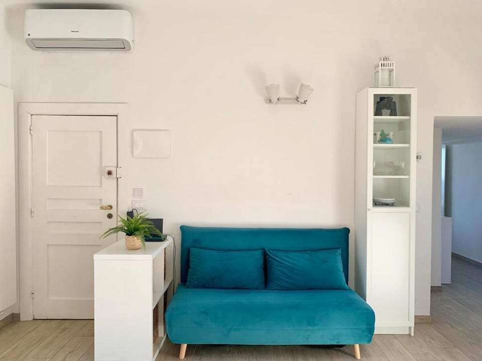 Penthouse with a sea view in Alassio Apartment in Liguria