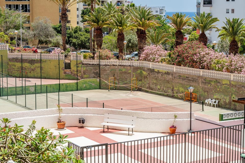 Spring, Day, Tennis court
