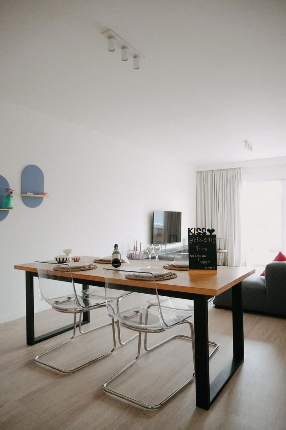 Food, Alcoholic drinks