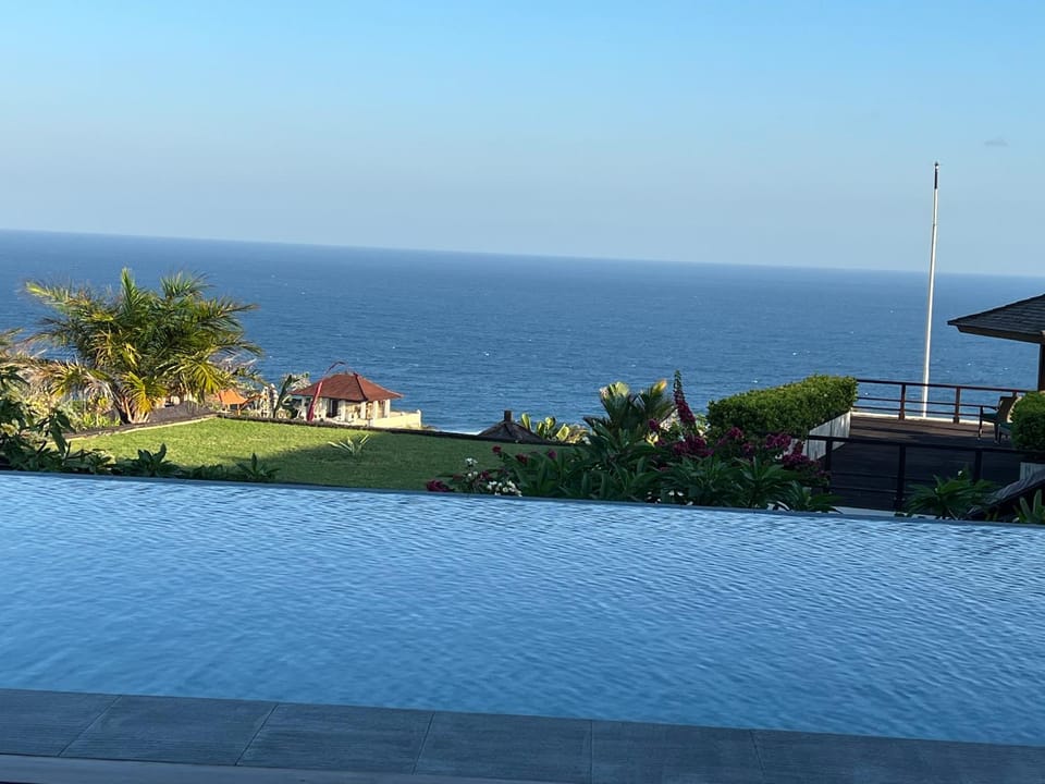 Balcony/Terrace, Pool view, Sea view, Swimming pool, Swimming pool