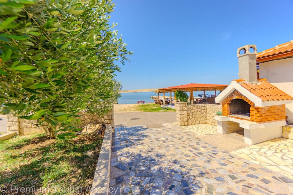 BBQ facilities, Sea view