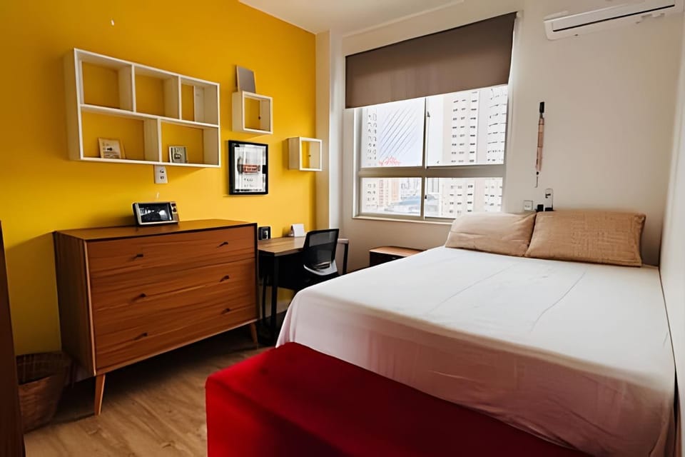 Bed, Photo of the whole room, Bedroom, air conditioner