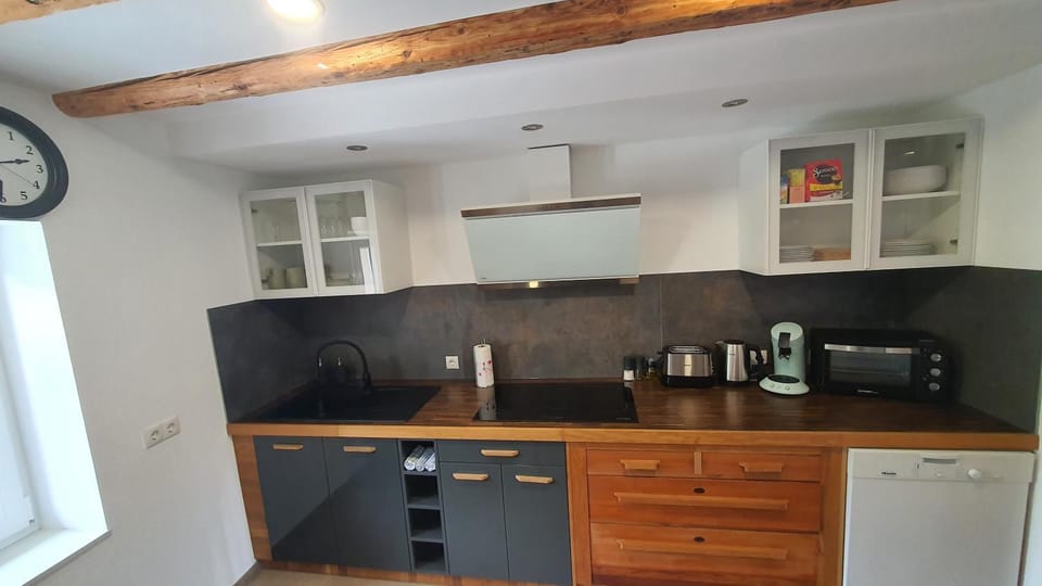 Ferienwohnung Am Gäsbach OG Apartment in Vulkaneifel
