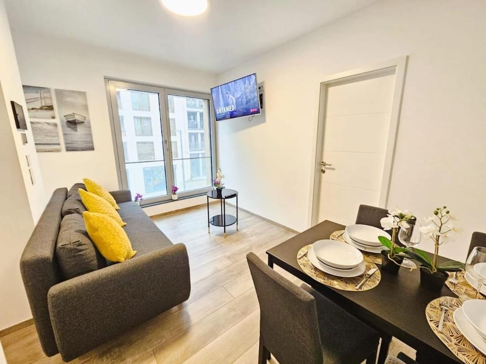 Luxury 1 BR flat with parking Apartment in Luxembourg