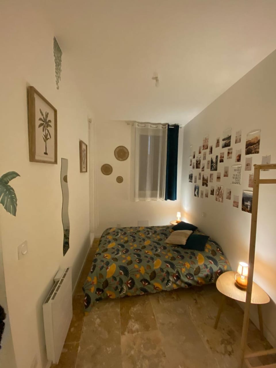 Appartement au cœur du village Apartment in Occitanie