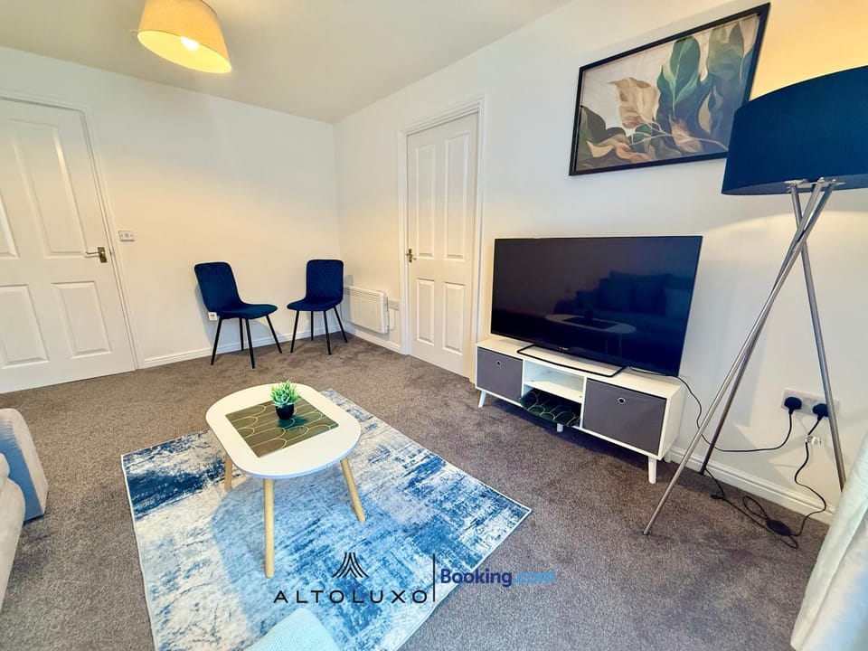 NOVA1 Stylish Cosy 1BR By AltoLuxo Short Lets Serviced Accommodation With Free Wifi & Parking Apartment in Bristol