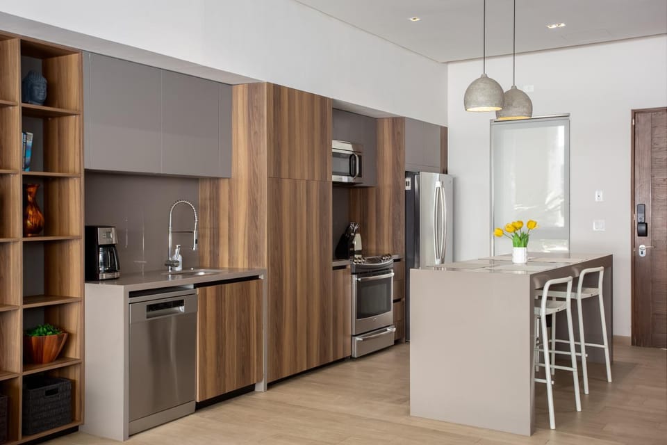 Kitchen or kitchenette