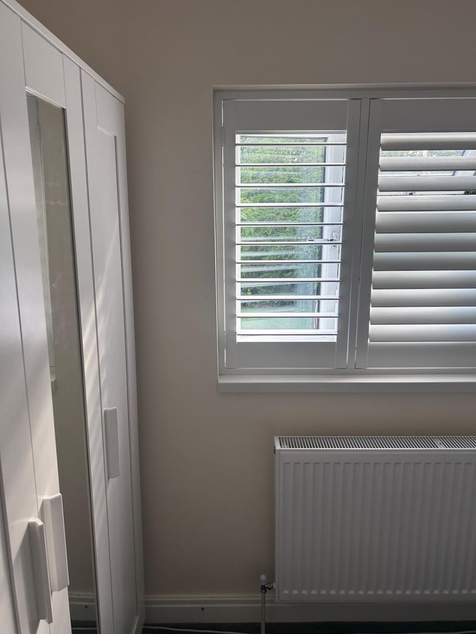 Bedroom, wardrobe