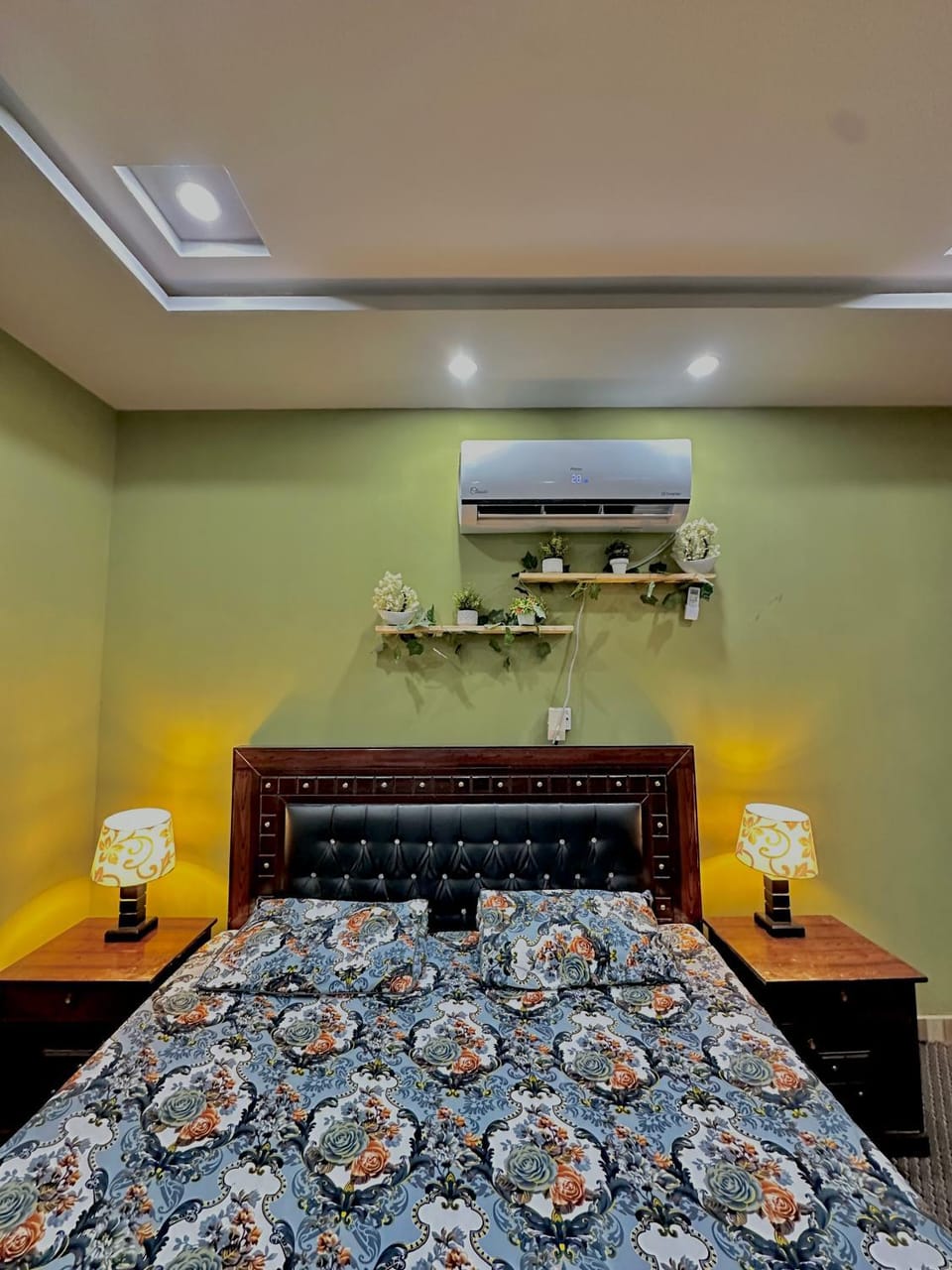 Cozy & comfort Apartment in Lahore