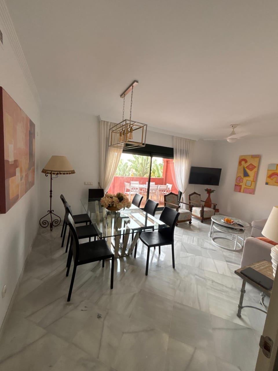 Living room, Dining area