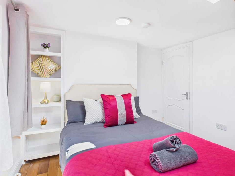 Bed, Photo of the whole room, Bedroom, towels, wardrobe