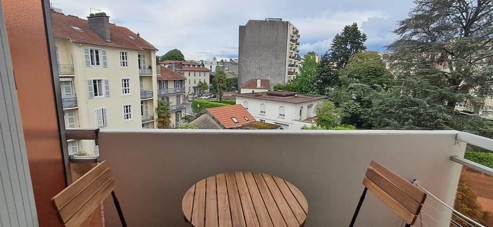 View (from property/room), Balcony/Terrace