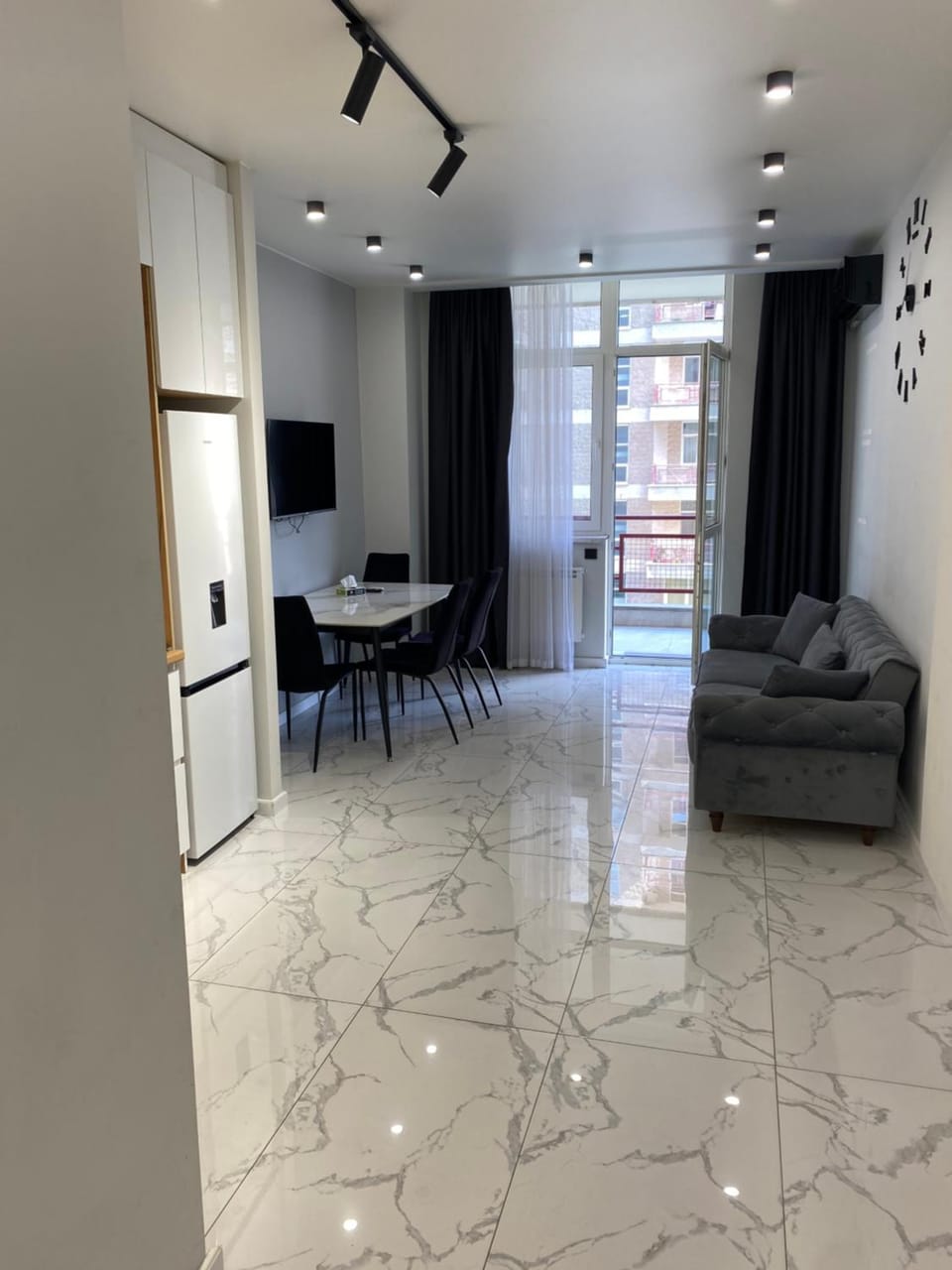 Living room, Seating area, Dining area