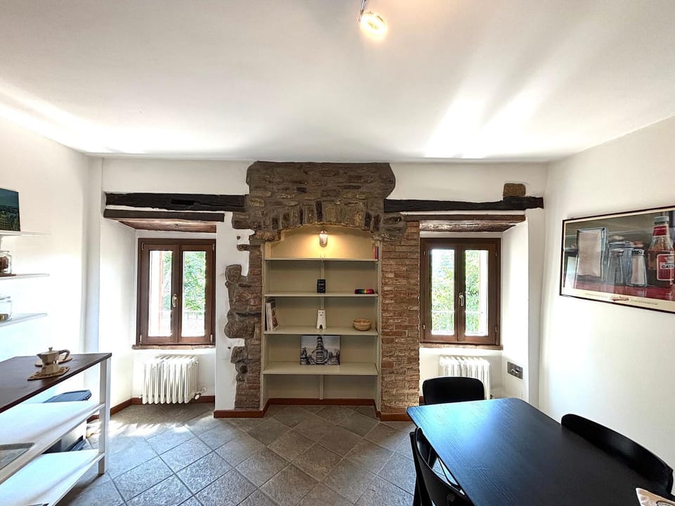 Dining area, Lunch, Lunch