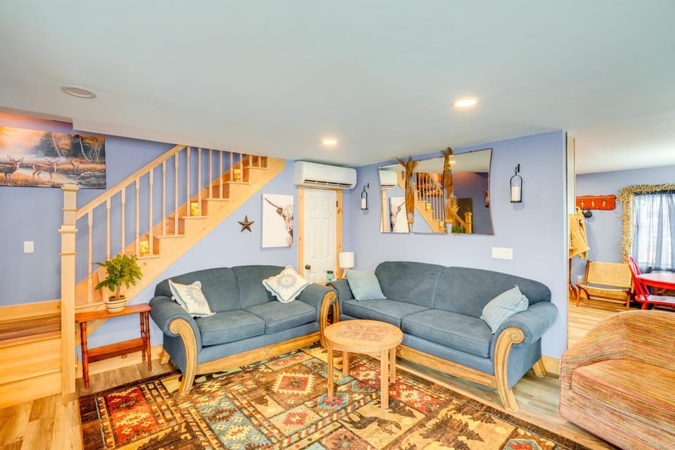 4 Mi to Dtwn Catskill: Mtn-View Home House in Capital District, NY, USA