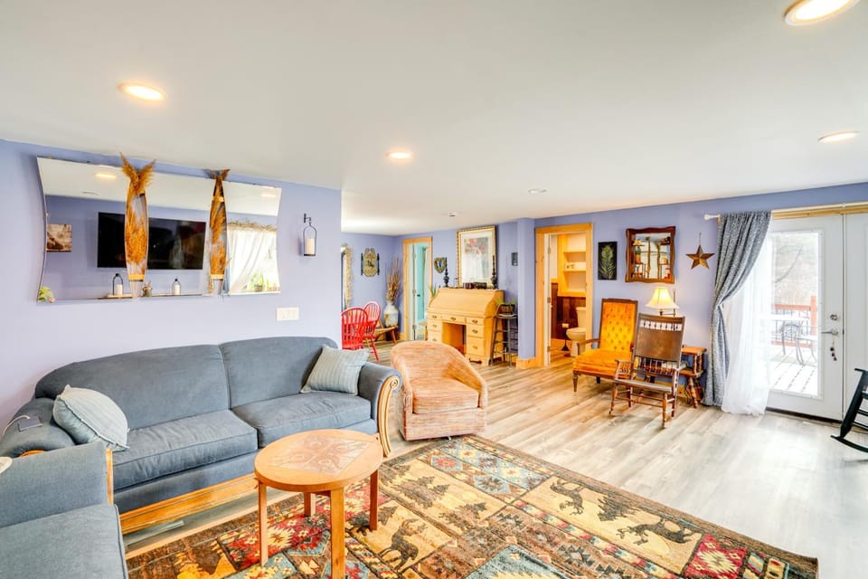 4 Mi to Dtwn Catskill: Mtn-View Home House in Capital District, NY, USA