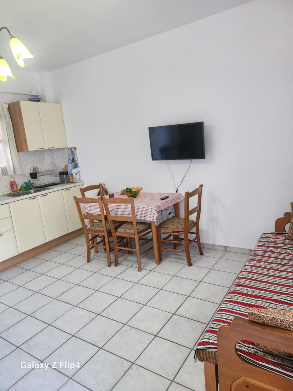 TV and multimedia, Seating area