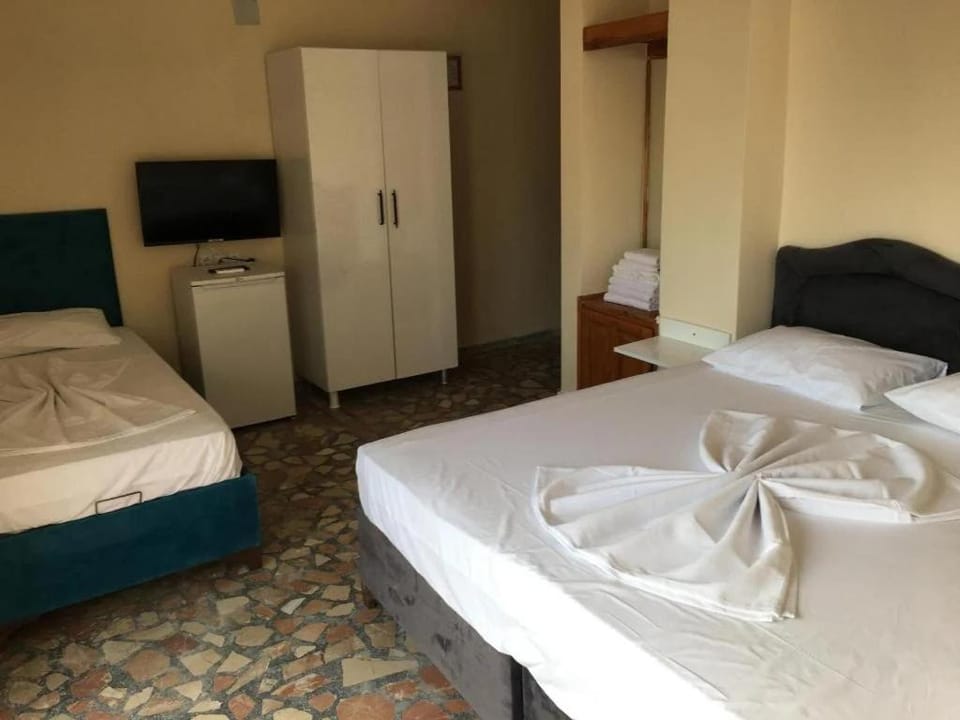 Çilek Otel Hotel in Mersin