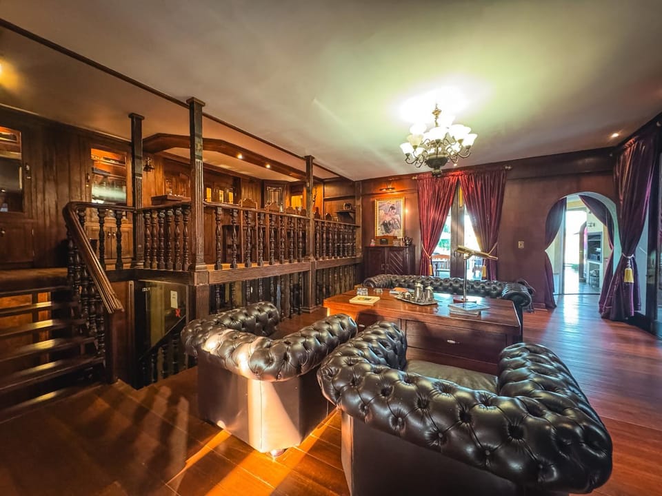 Lounge or bar