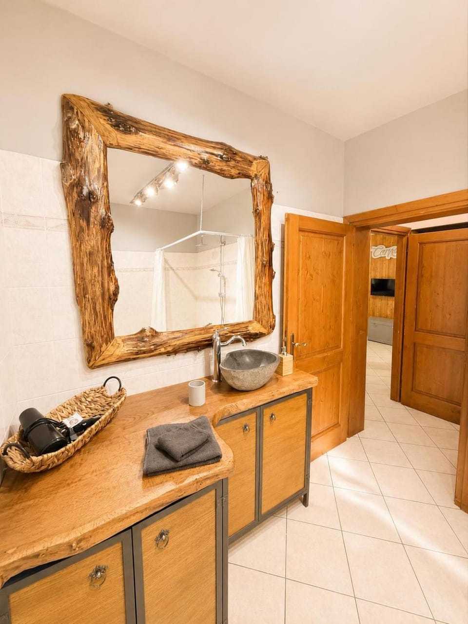 Bathroom, Bath