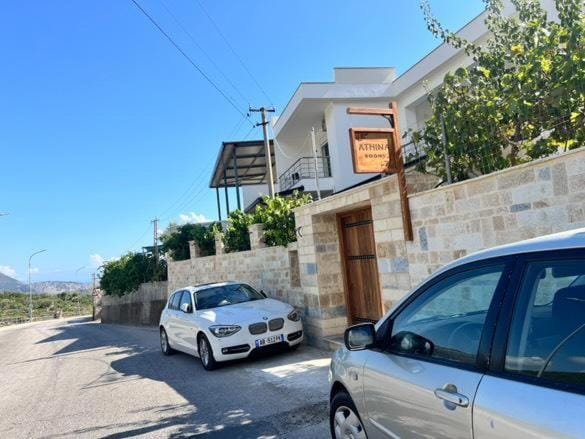 Athina Rooms Bed and Breakfast in Vlorë County, Albania