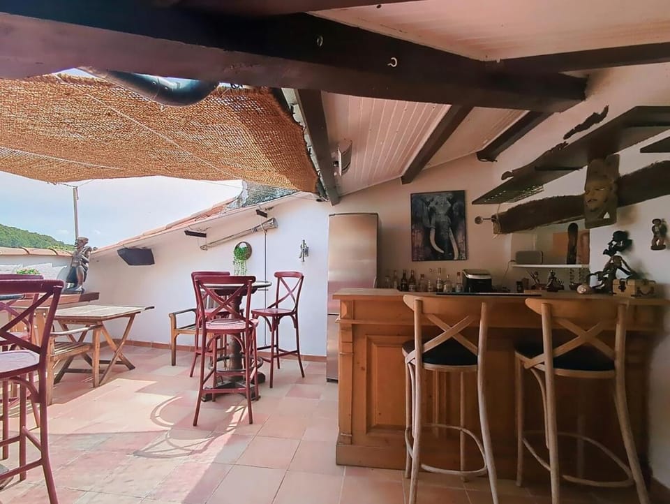 l'Azzuro, La Maison des Artistes, vue, Rooftop unique Apartment in French Riviera