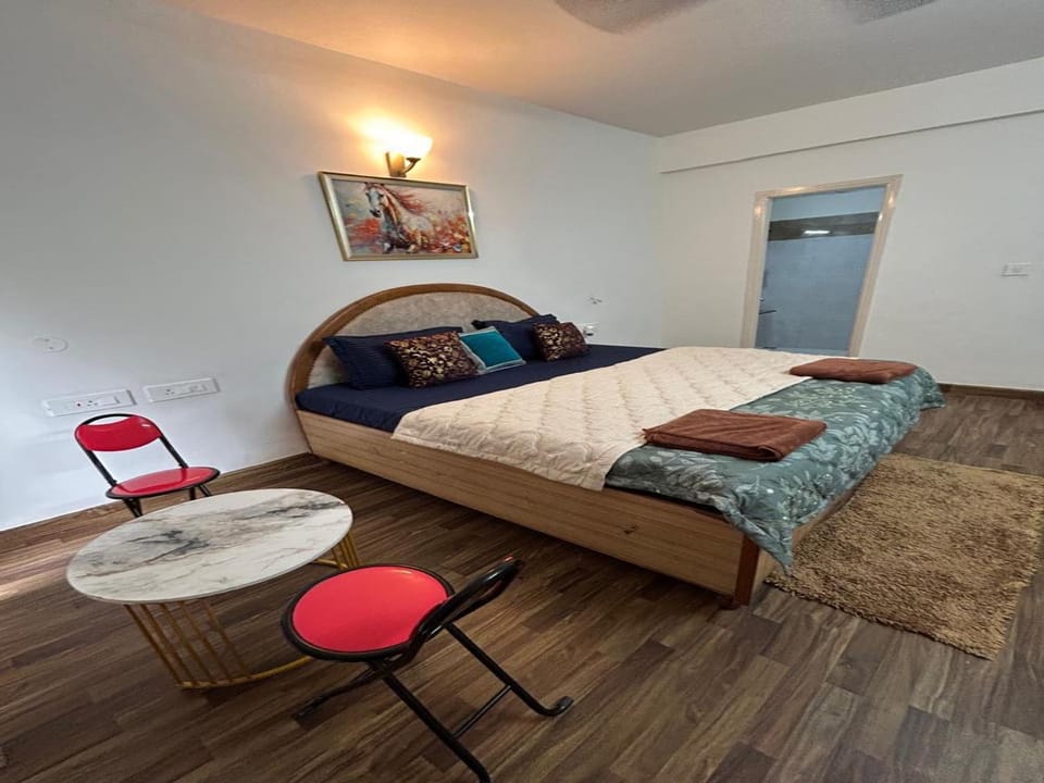 Bed, Bedroom