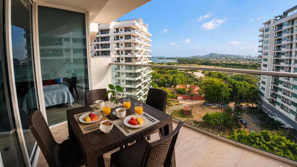 Balcony/Terrace, Mountain view