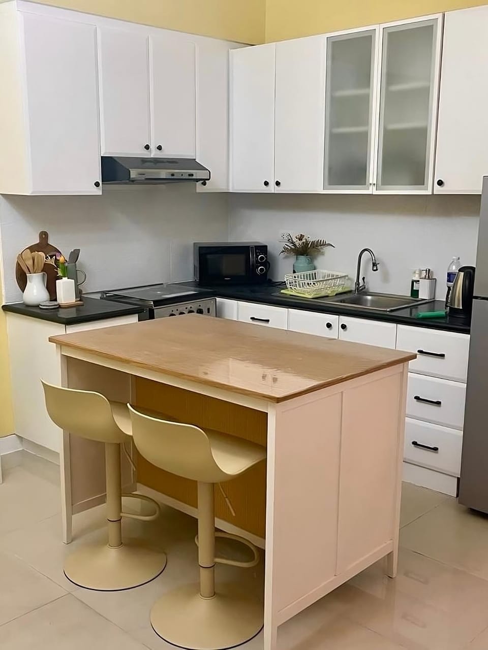 Kitchen or kitchenette