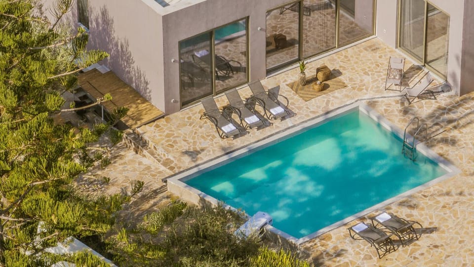 Day, Summer, View (from property/room), Garden view, Pool view, Swimming pool, Swimming pool, Inner courtyard view, VIP