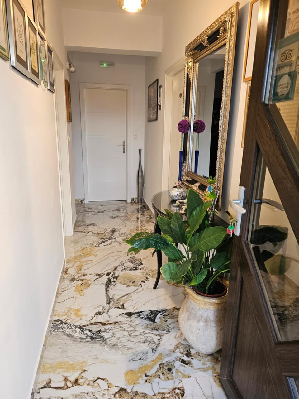 Guesthouse S&L 1 Bed and Breakfast in Dubrovnik