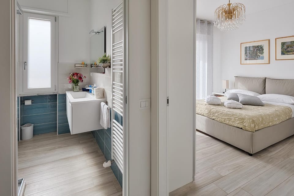 Bed, Photo of the whole room, Bedroom, towels, wardrobe