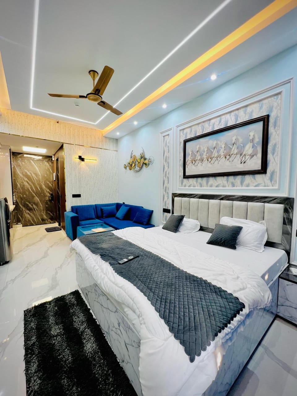 The Cozy Stay Apartment in Noida