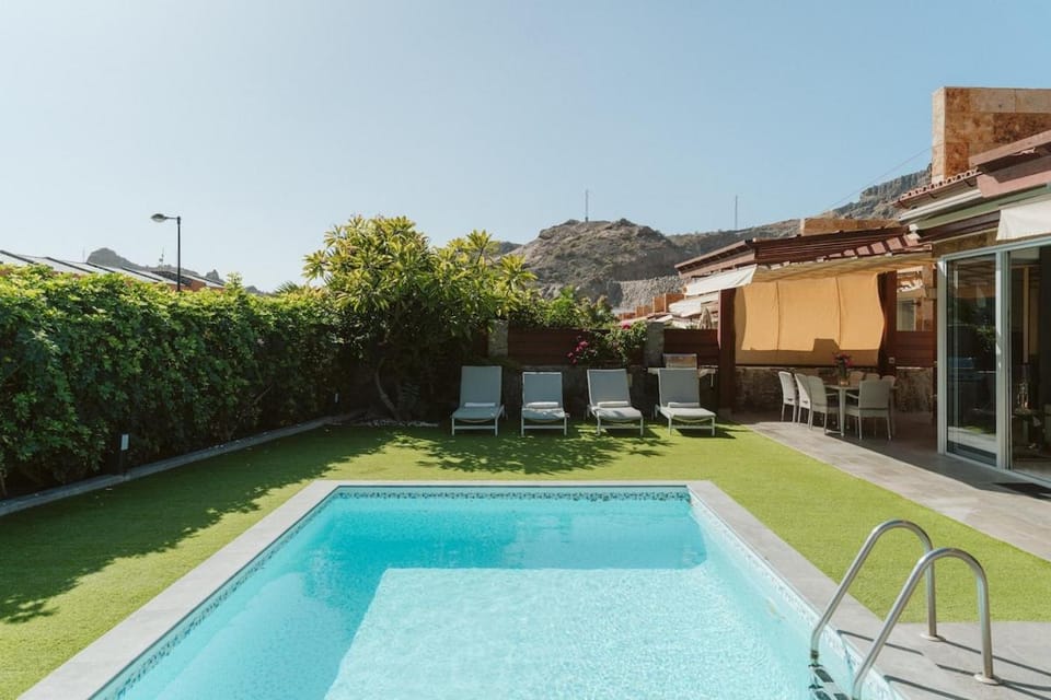 Villa Helene Tauro, Heated Pool, Wi-Fi, BBQ By Kalmacanaria Villa in Comarca Sur