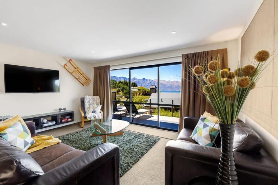 Wood Haven House in Queenstown