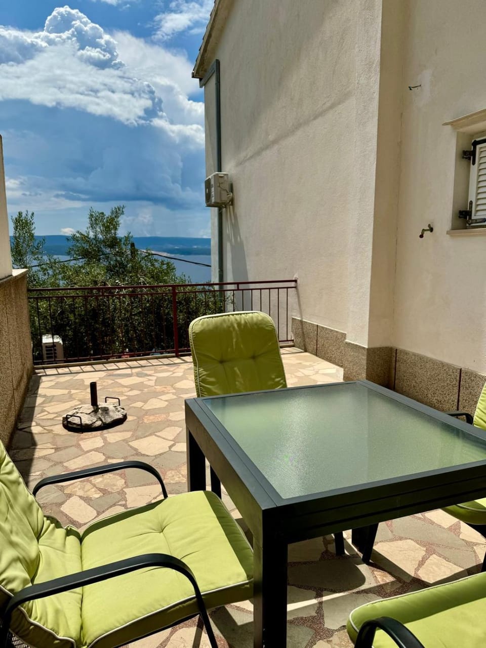 Day, Natural landscape, View (from property/room), Balcony/Terrace, Seating area, Dining area, Sea view