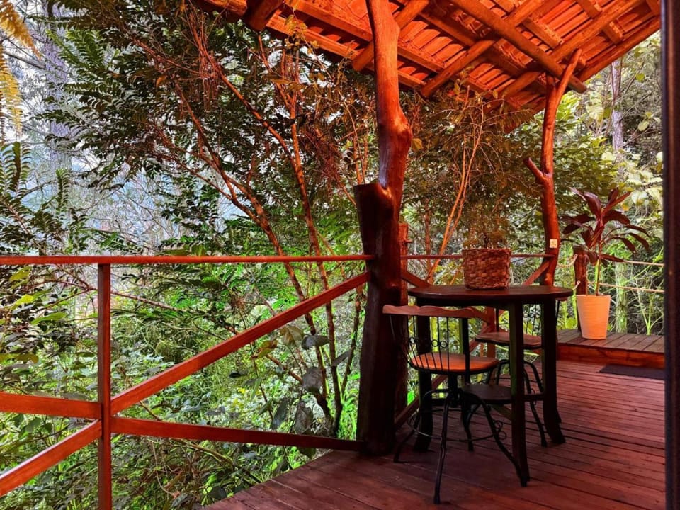Natural landscape, View (from property/room), Balcony/Terrace, Dining area, Garden view