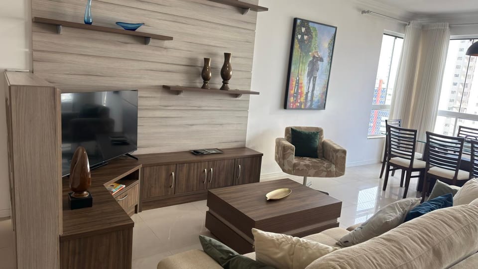 Apartamento em Balneário Camboriú 3 quartos Apartment in Camboriú
