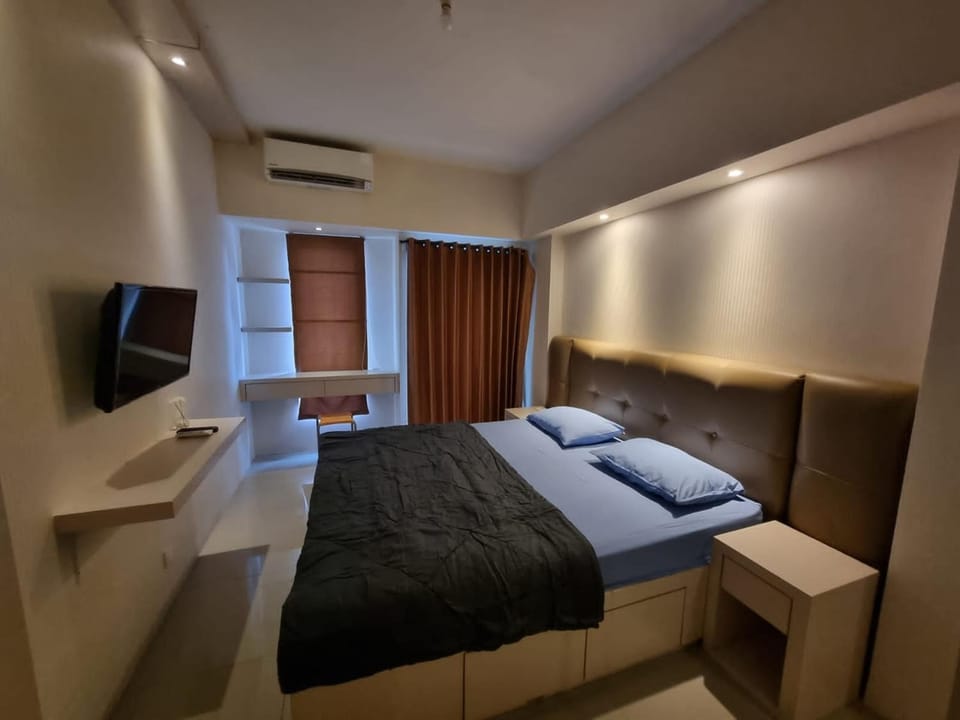 Bed, TV and multimedia, Photo of the whole room, Bedroom, air conditioner
