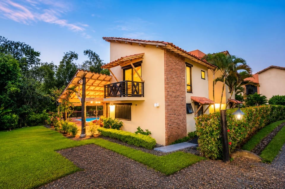Property building, Garden view