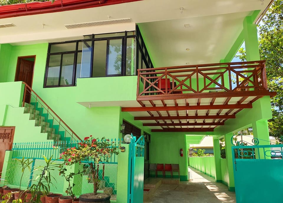 Resort Manuela Panglao Inn in Central Visayas