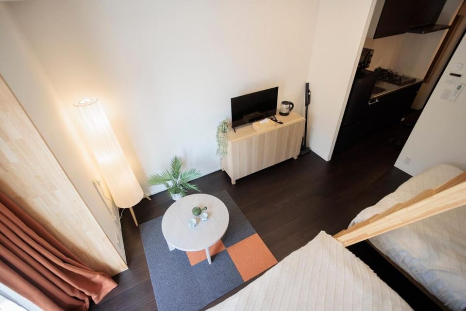 TV and multimedia, Living room, Seating area, Bedroom