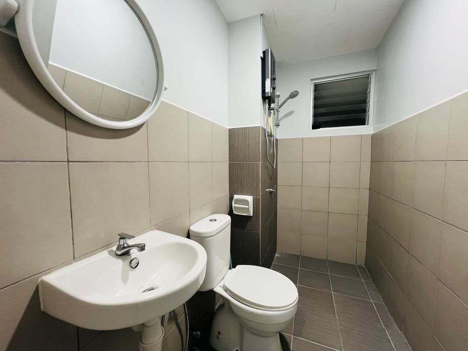 Toilet, Bathroom